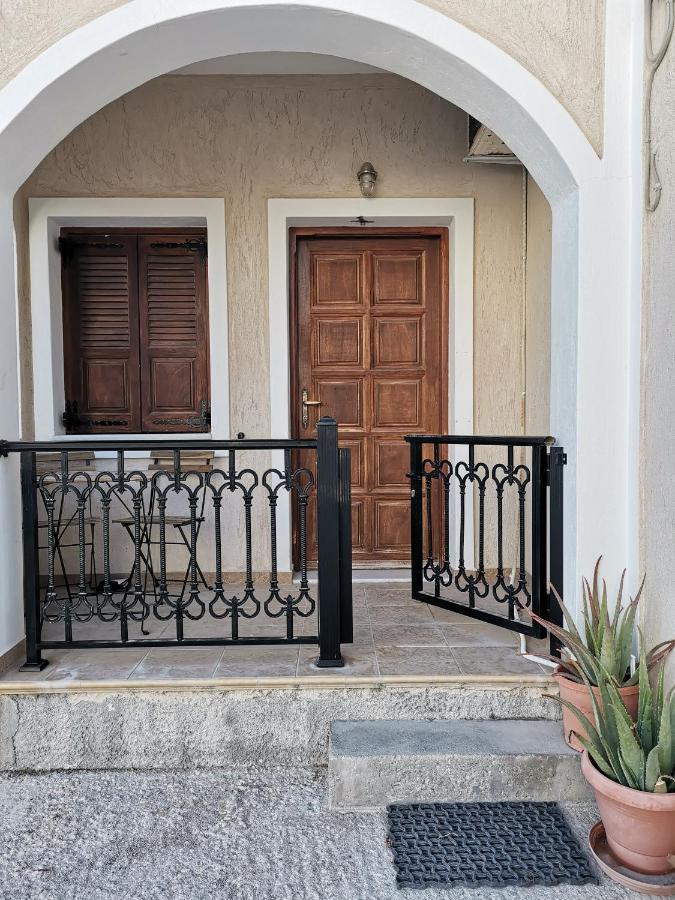 Villa Perissa Thira Kültér fotó